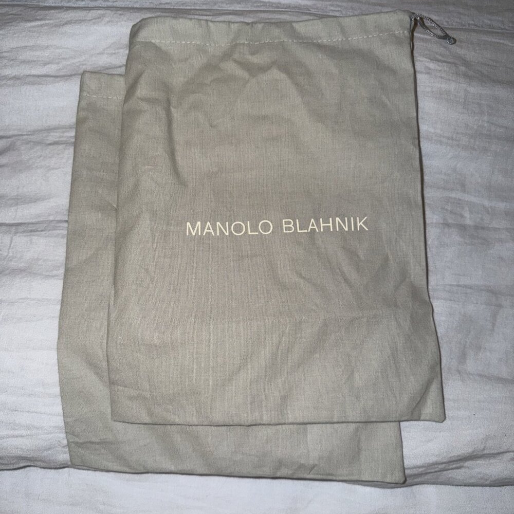 Manolo Blahnik Maysli Navy Blue Suede Buckle Slingback Pumps - Picture 7 of 7